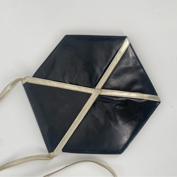 1980s Charles Jourdan Paris Black & Silver Metalic Leather Hexagonal Crossbody - Picture 9 of 13